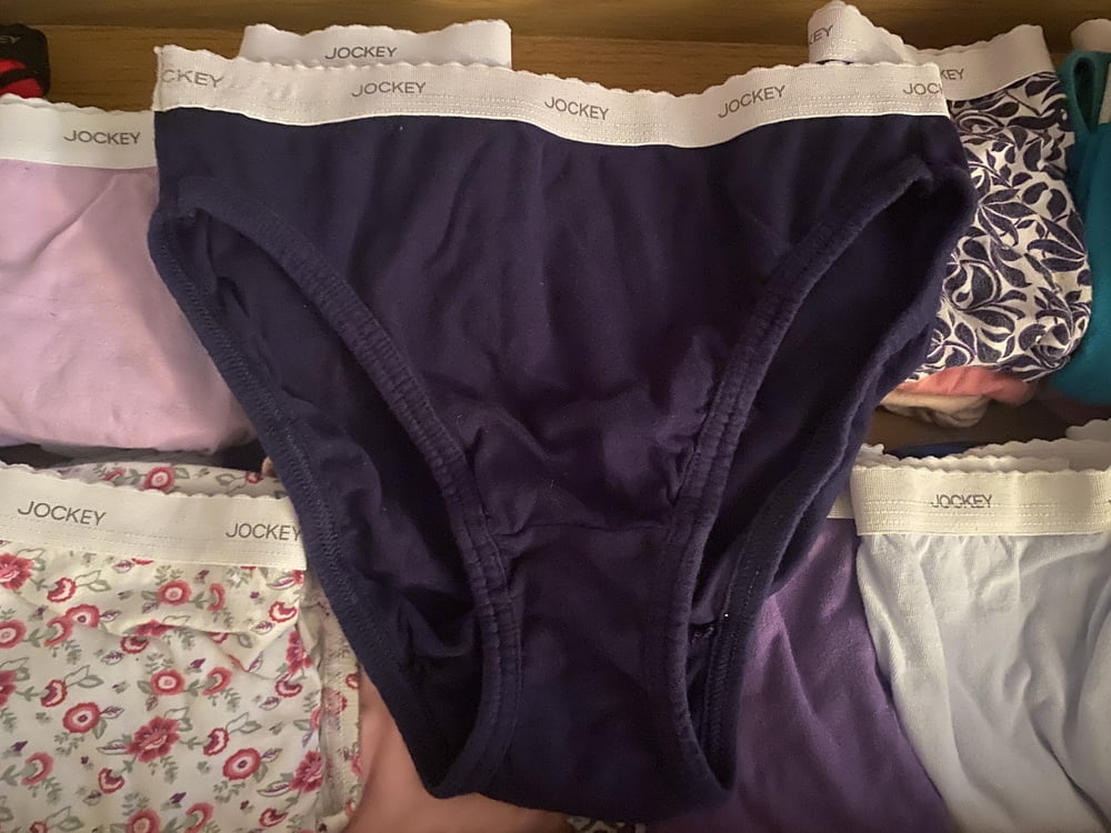 42歳の妻のパンティの引き出し
 #91455665