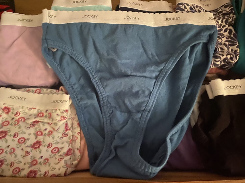 42歳の妻のパンティの引き出し
 #91455667