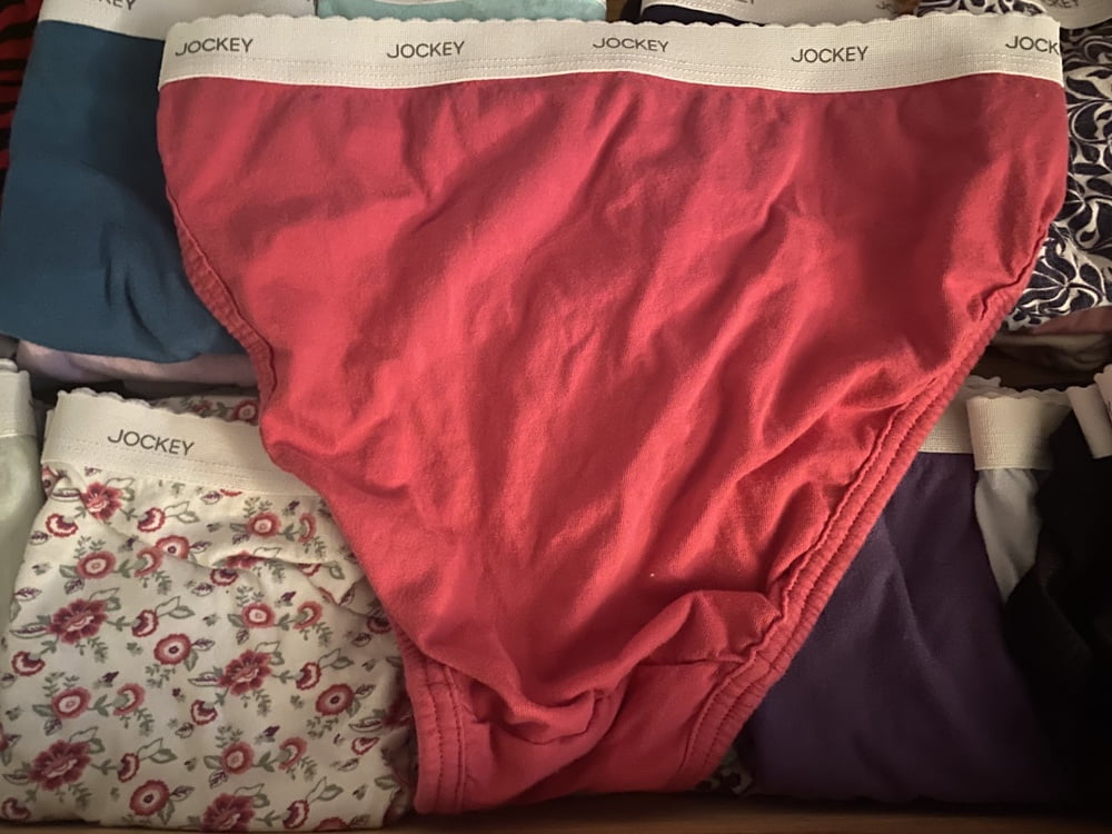 42歳の妻のパンティの引き出し
 #91455668