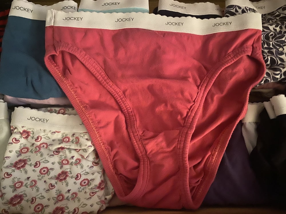 42歳の妻のパンティの引き出し
 #91455669