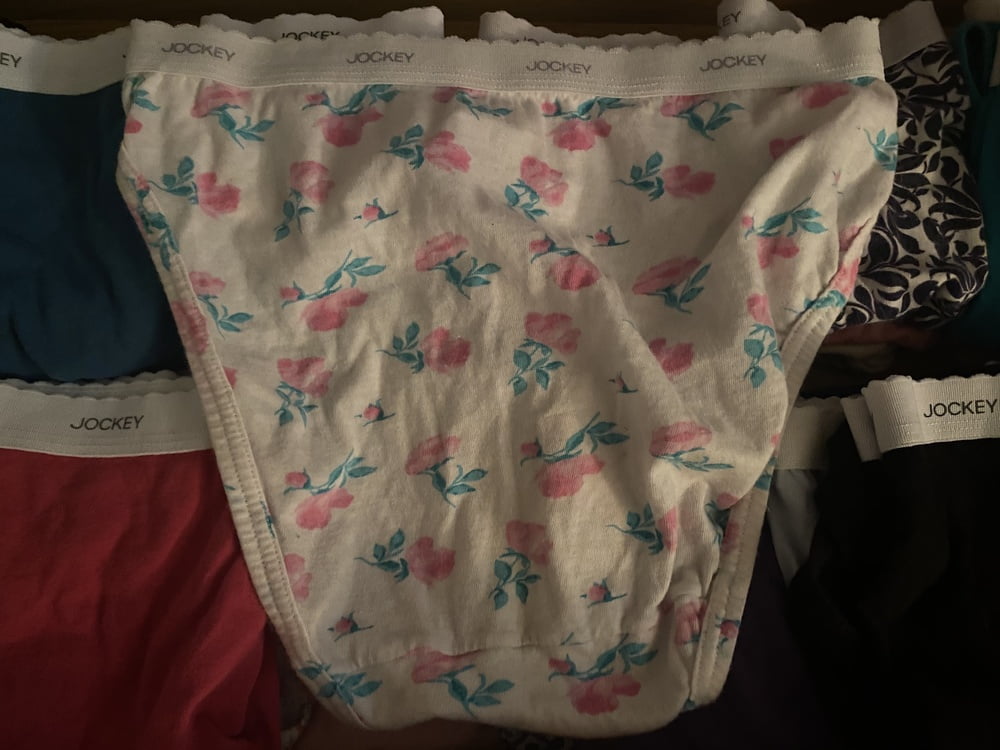 42歳の妻のパンティの引き出し
 #91455670