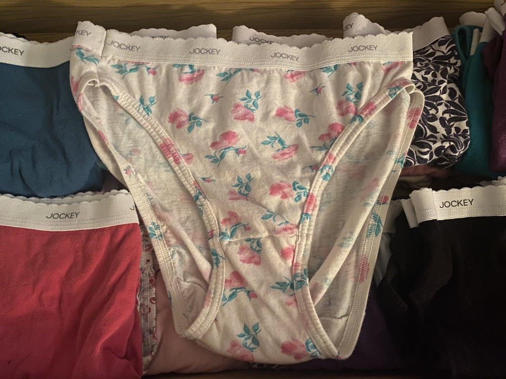 42歳の妻のパンティの引き出し
 #91455671