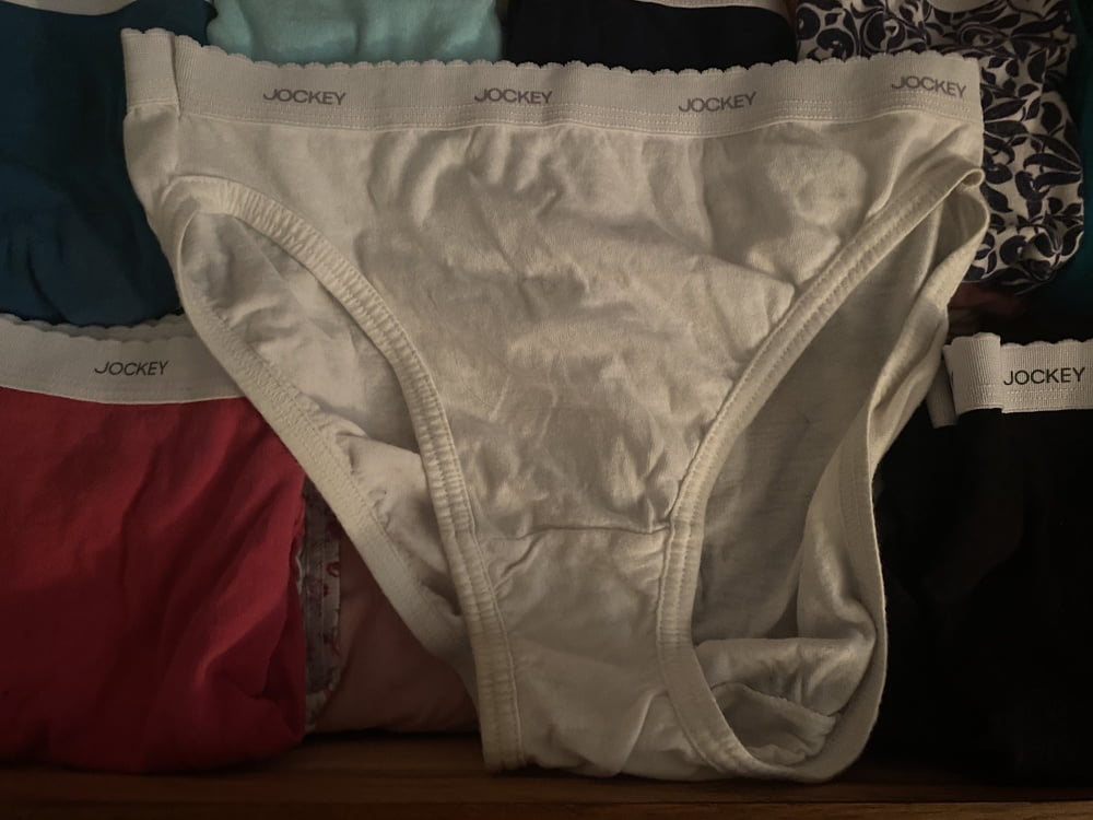 42歳の妻のパンティの引き出し
 #91455673