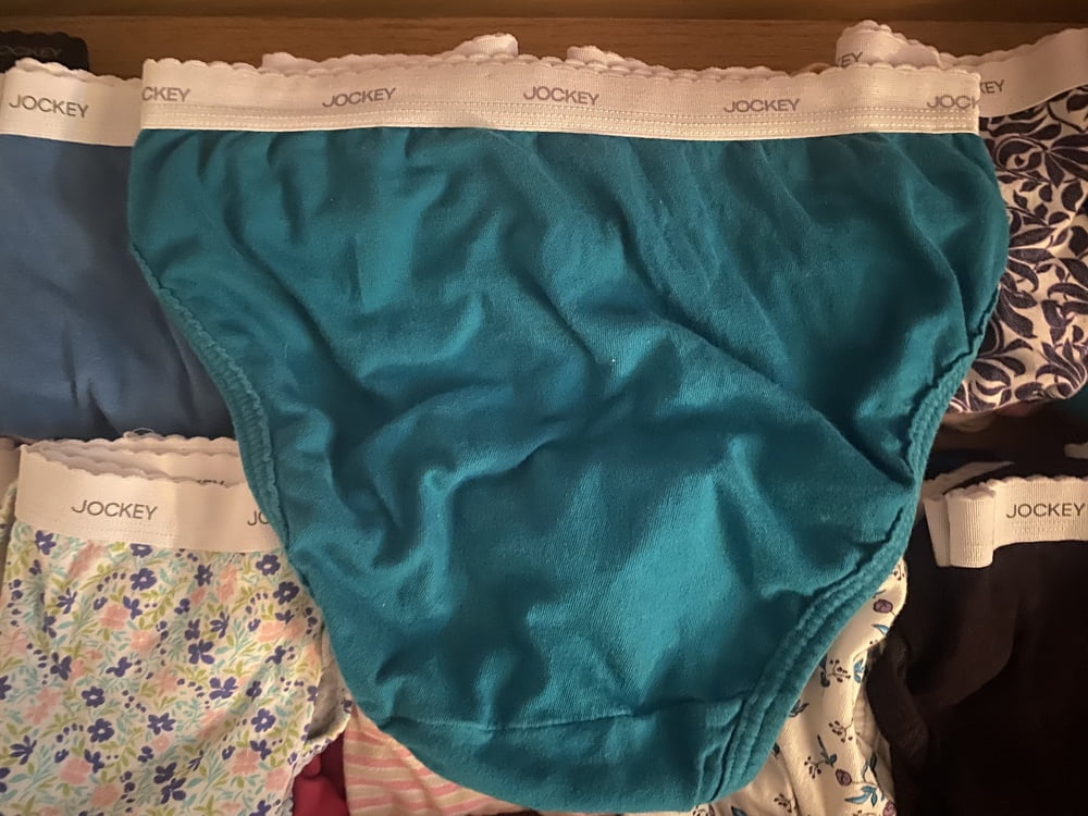 42歳の妻のパンティの引き出し
 #91455681