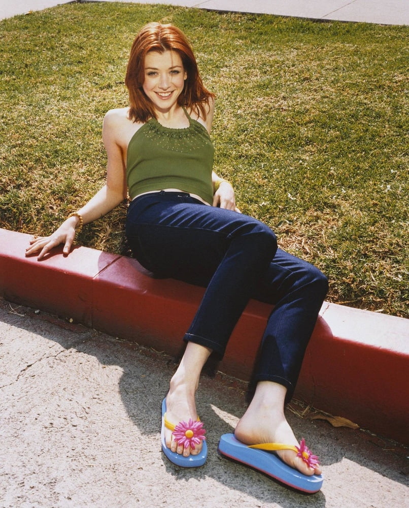 Alyson Hannigan #90943066