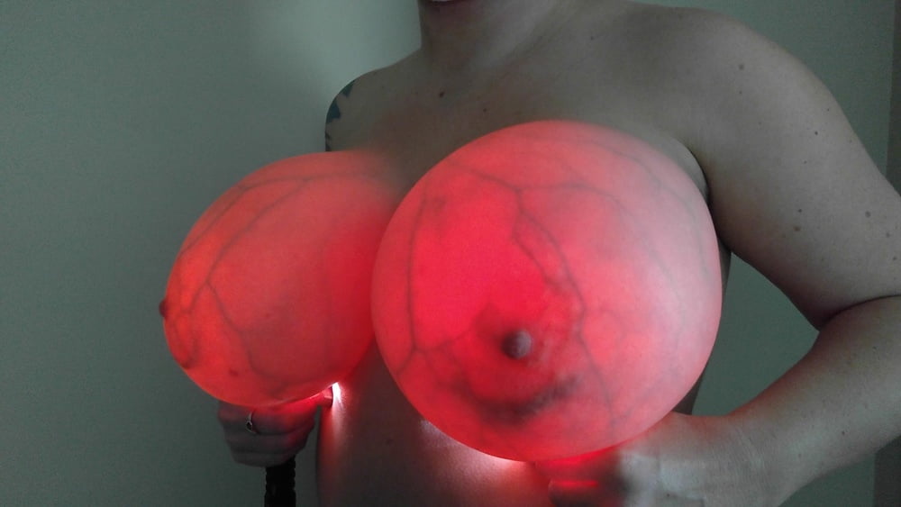 Breast transillumination test #97334953