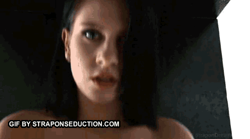 女性が支配し、男性はそのおもちゃになるべきだ
 #93070735