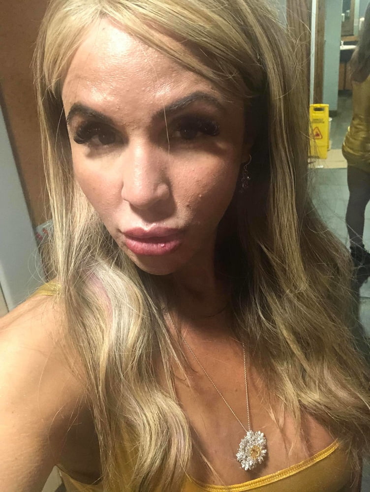 Tabbyanne Sexy Leeds slut showing big tits pussy public #106692746