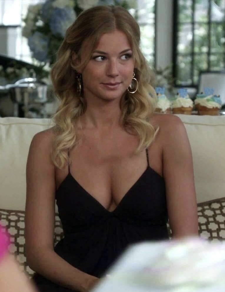 Emily VanCamp #81900980