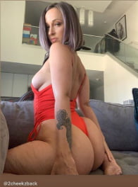 Ma copine encule la
 #93366705