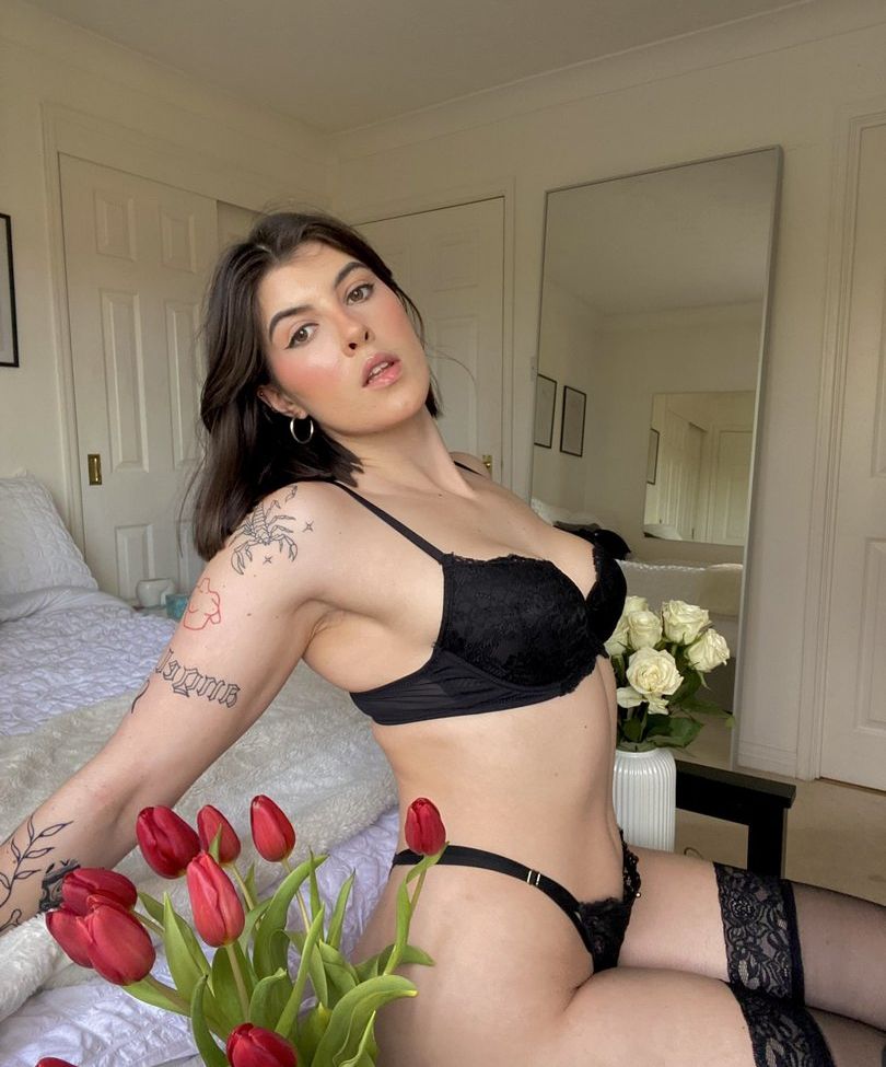 OnlyAveryWest nackt #108242211