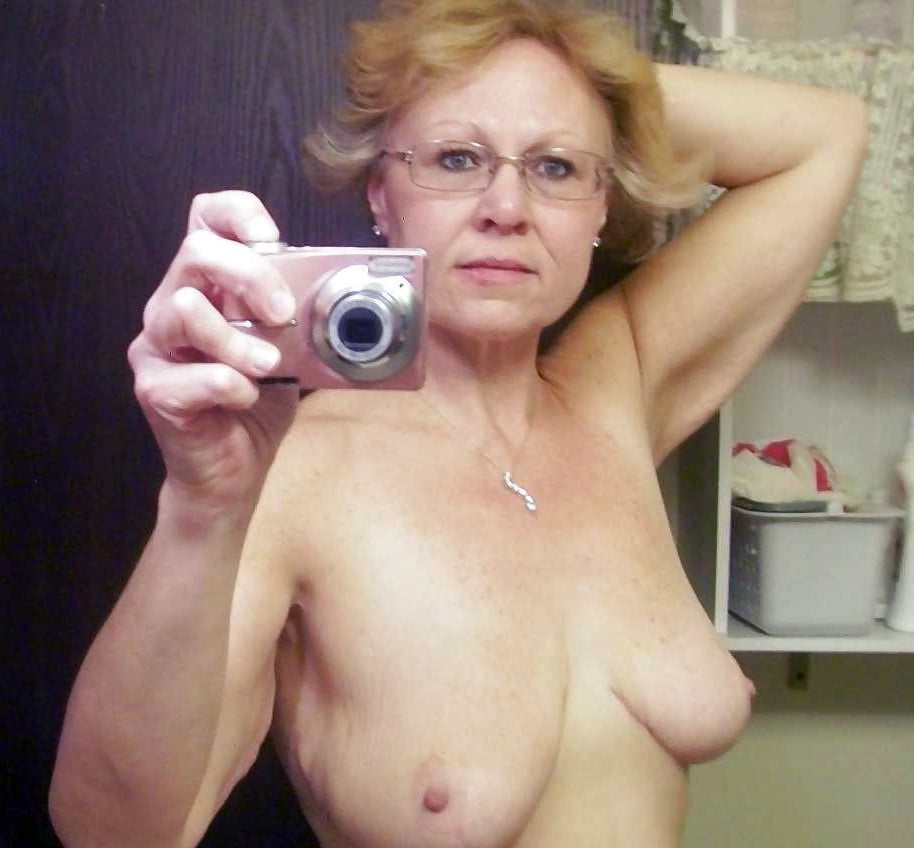 MILF and Mature #95845004