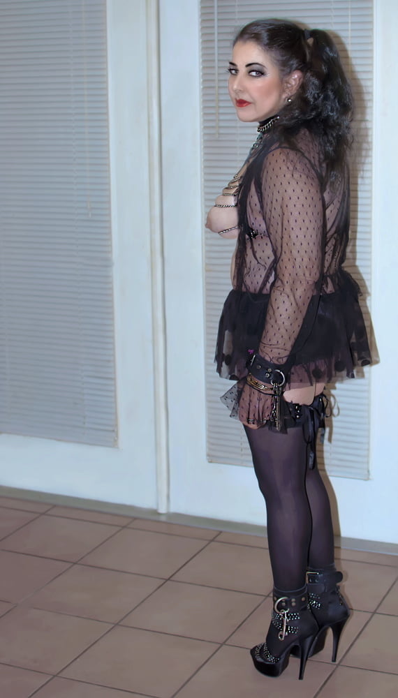 AmelieRMoreau #88976511