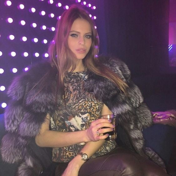 Woman in fur coat 21 #104633954