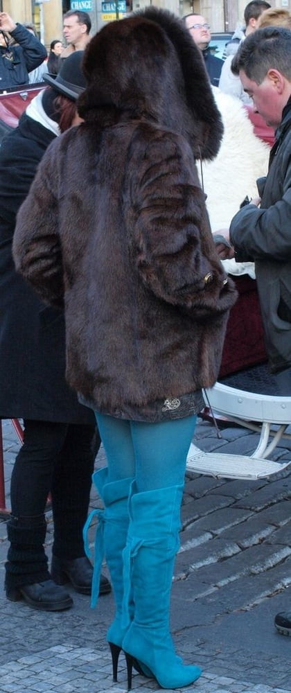 Woman in fur coat 21 #104634240
