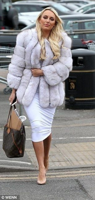 Woman in fur coat 21 #104634270