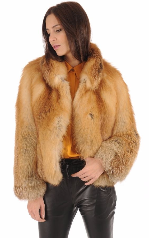 Woman in fur coat 21 #104634783