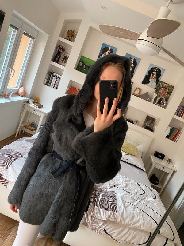 Woman in fur coat 21 #104634936