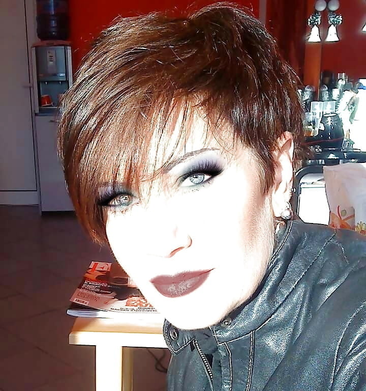 メイクアップ・ビッチ
 #90304231