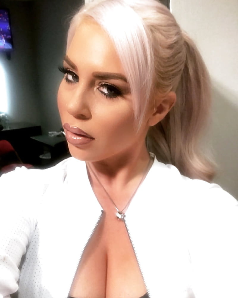 Wwe dana brooke
 #102544067