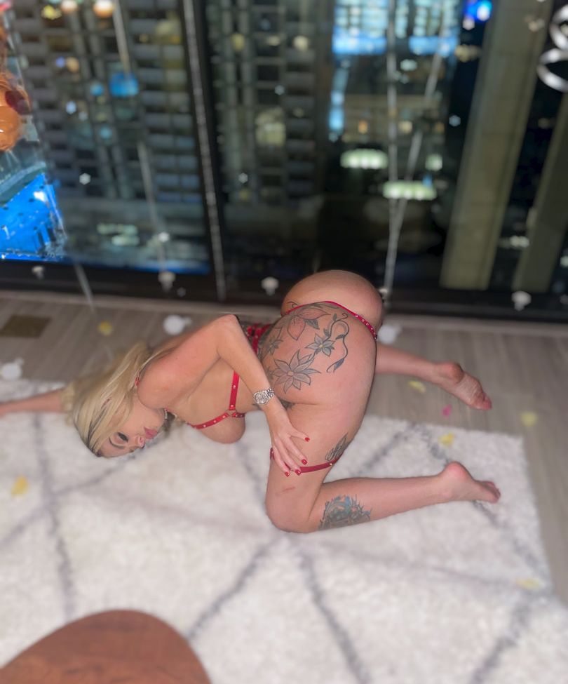 BlueFaceBarbie desnuda #108280581