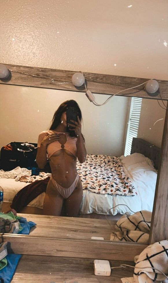 Harleeh desnuda #108227402