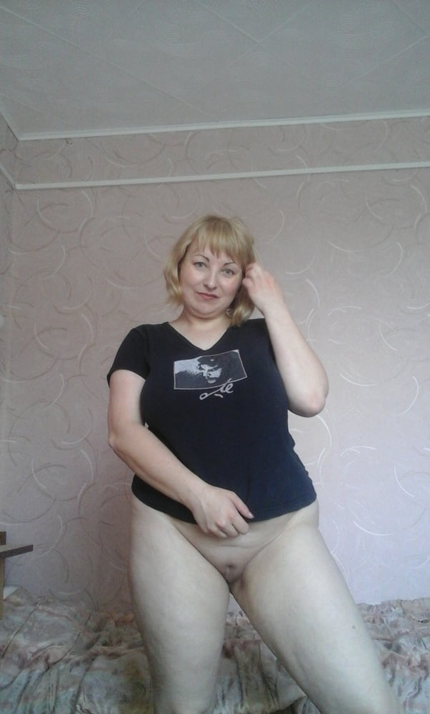 Sexy russische Ehefrauen
 #94346426