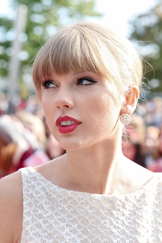 Taylor swift - sa bouche parfaite
 #95362942