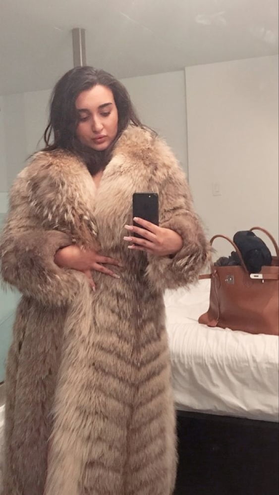 woman in fur coat 23 #99827919