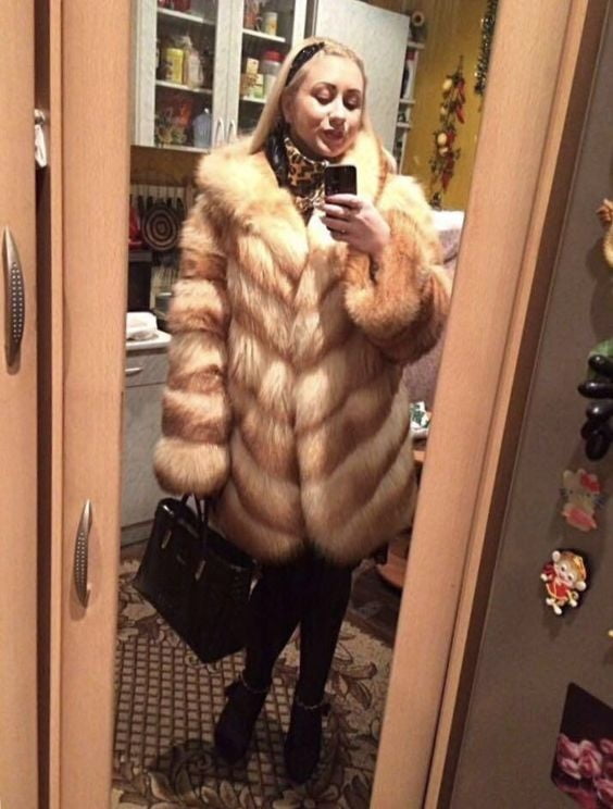 woman in fur coat 23 #99828069