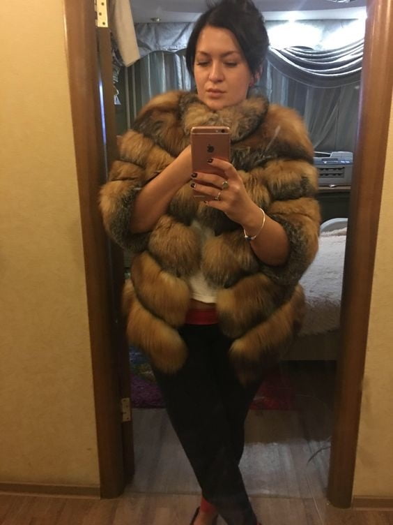 woman in fur coat 23 #99828103