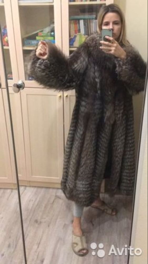 woman in fur coat 23 #99828120