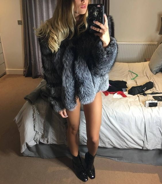 woman in fur coat 23 #99828588