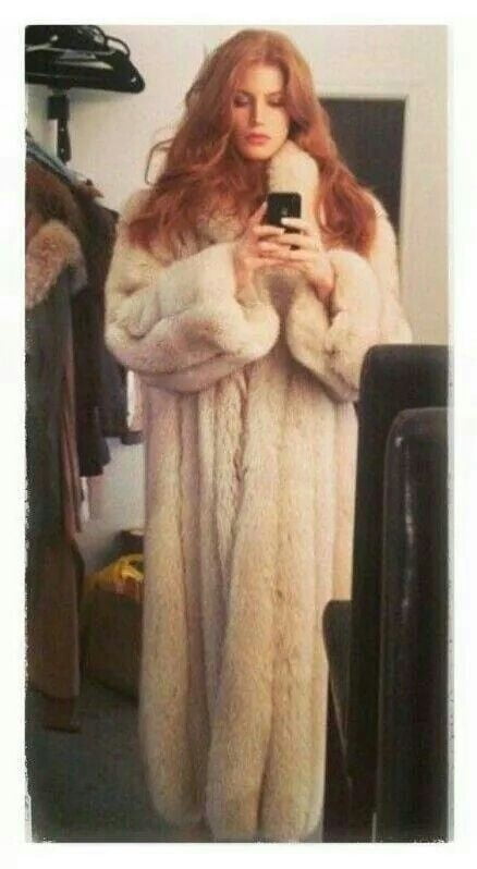woman in fur coat 23 #99828650