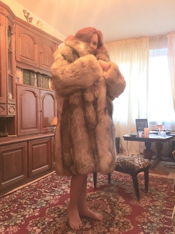 woman in fur coat 23 #99828667
