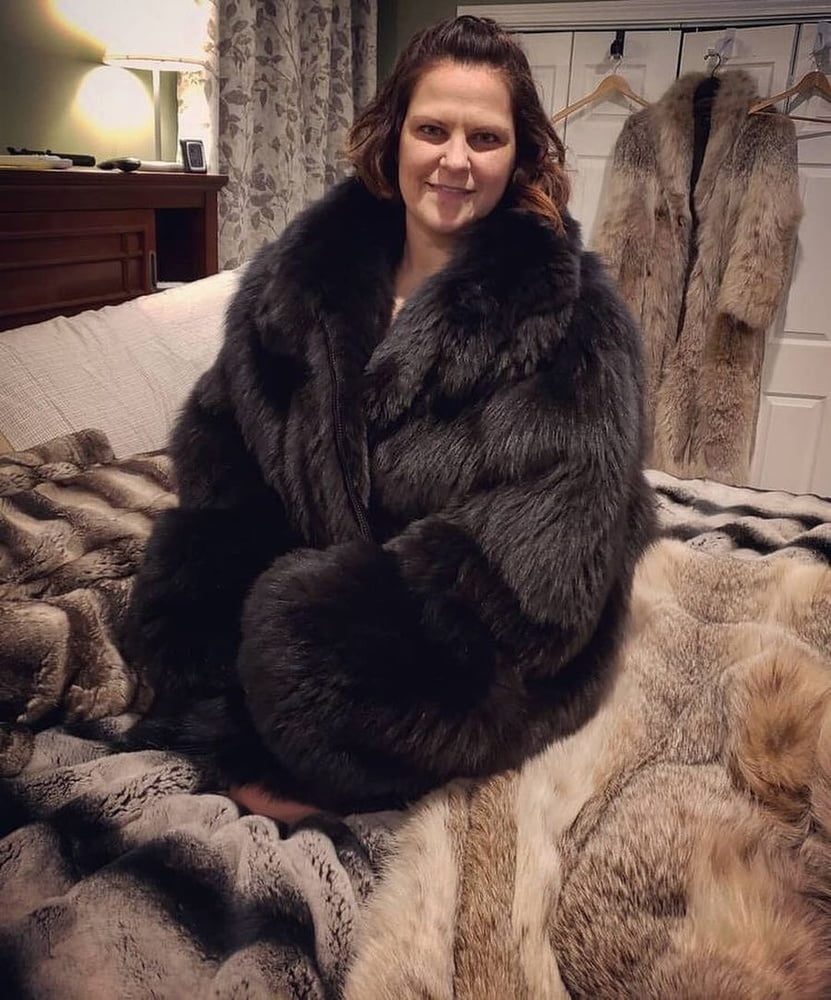 woman in fur coat 23 #99828719