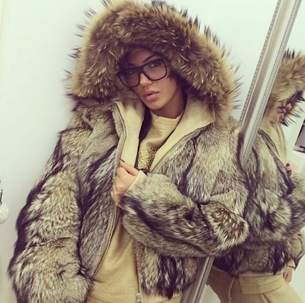 woman in fur coat 23 #99828762