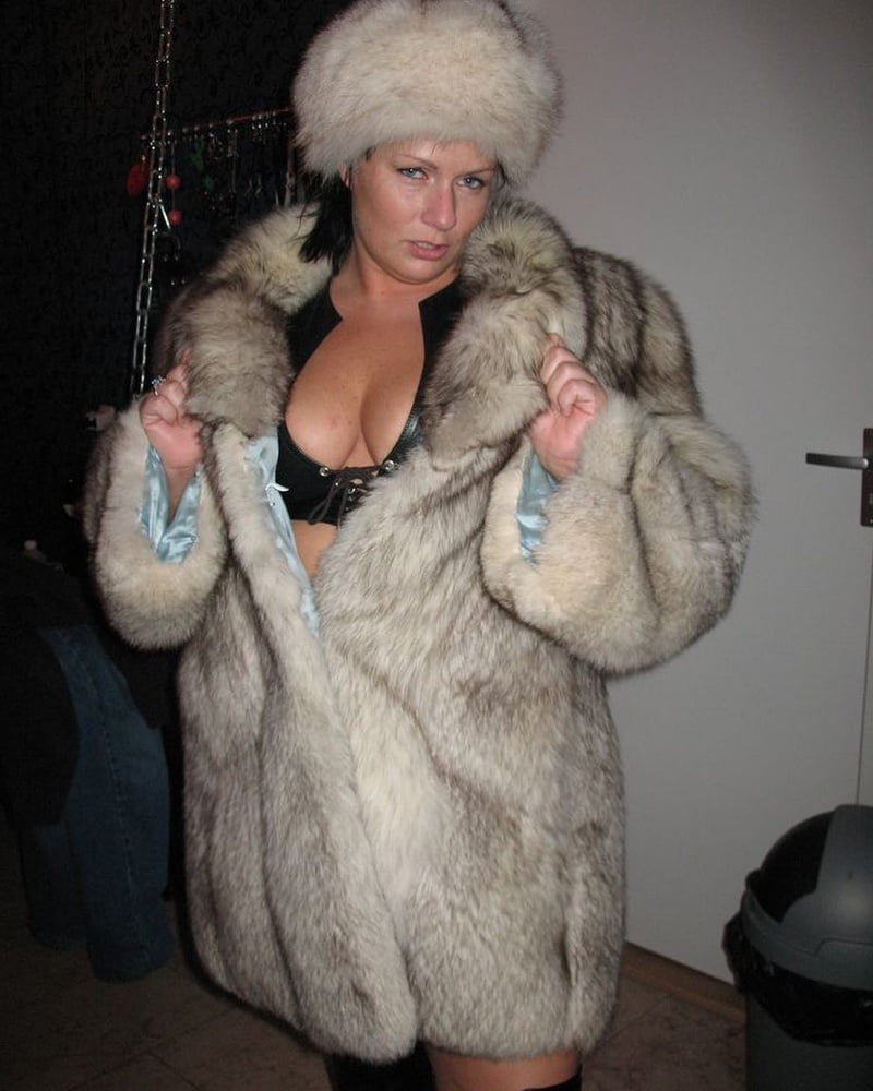 woman in fur coat 23 #99828776