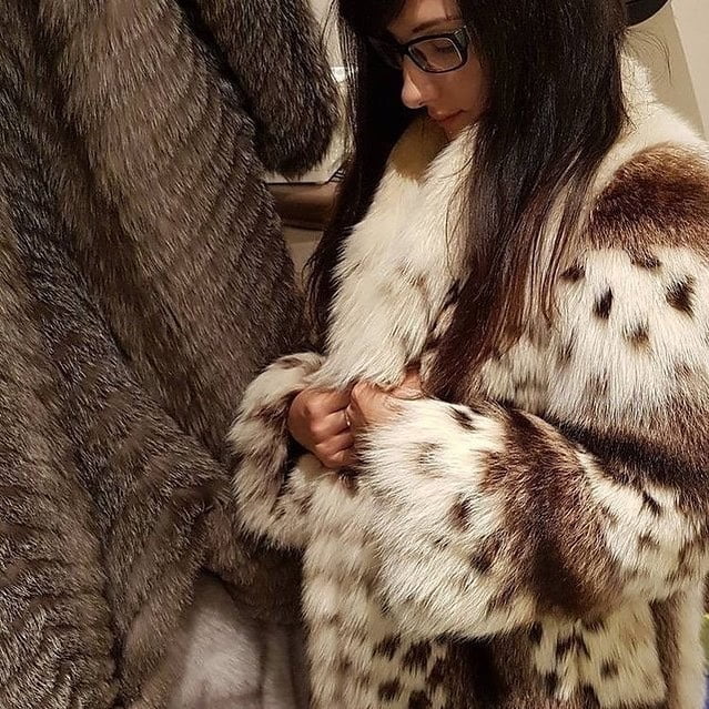 woman in fur coat 23 #99828782