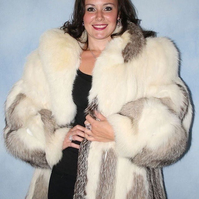 woman in fur coat 23 #99828837