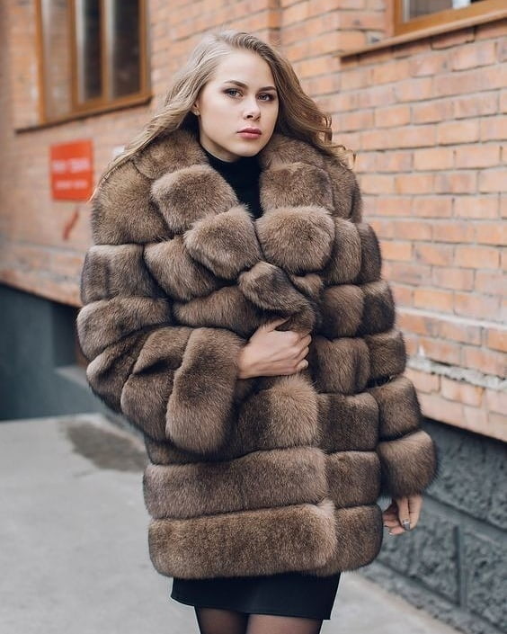 woman in fur coat 23 #99828936
