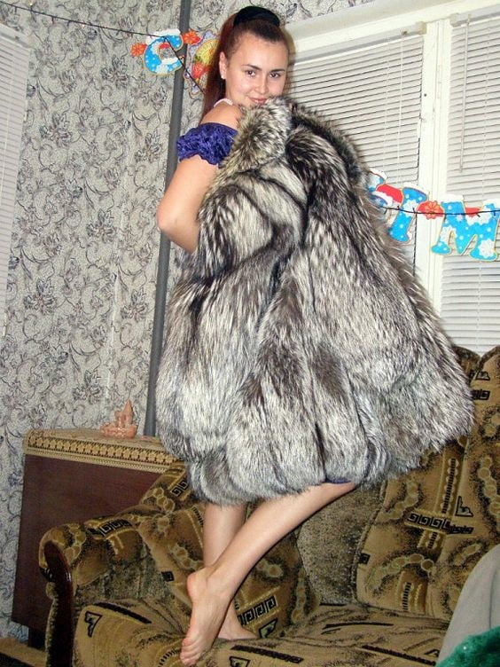 woman in fur coat 23 #99829041