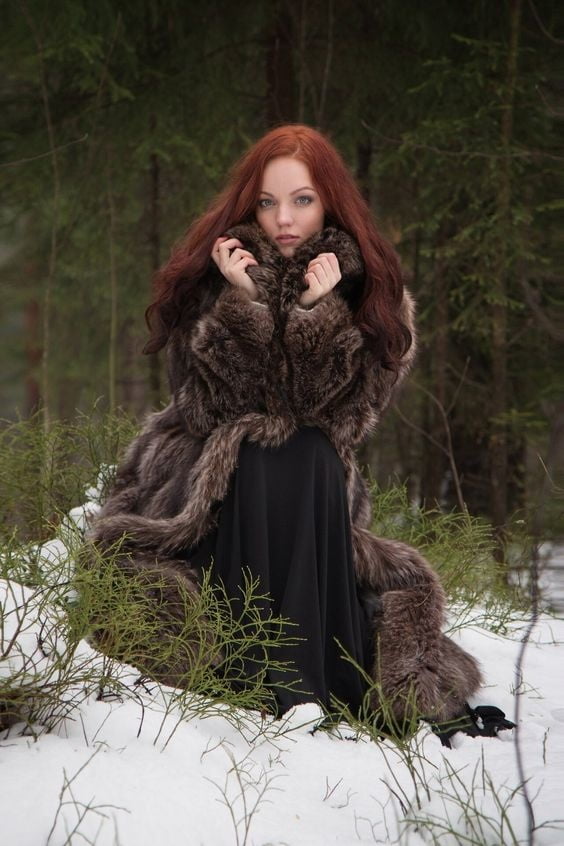 woman in fur coat 23 #99829124