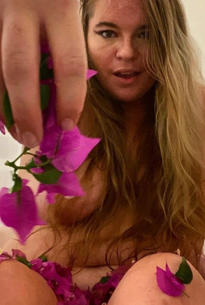 Cecily Barmore nude #109703265