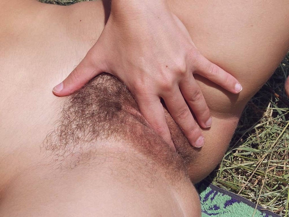 hairy Jana 06-08 #95055286