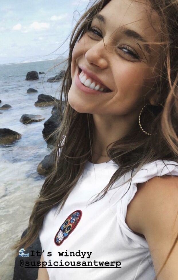 Alexis Ren nude #107922301