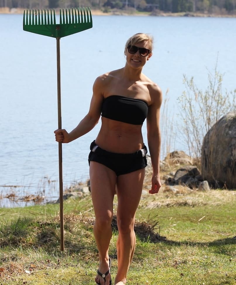Sara Back - sexy swedish fitness model with big ass #92125571