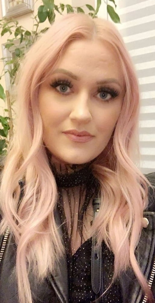 Ellie Warner (gogglebox) #100723944