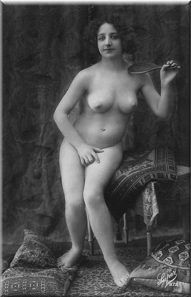 Heiss in Schwarz &amp; Weiss (1) #93173750