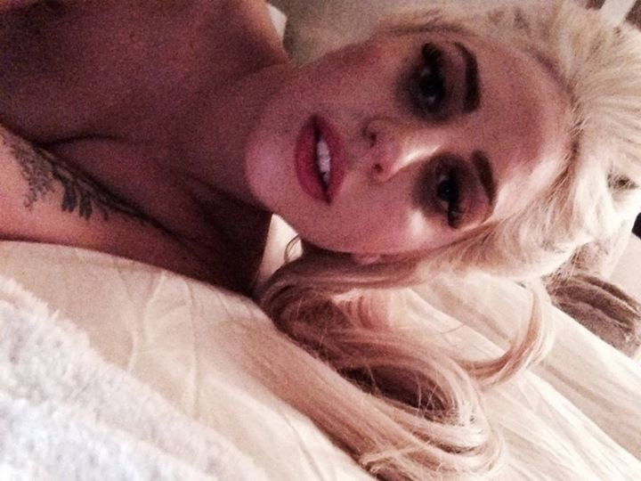 Niedliche Lady Gaga
 #80559131
